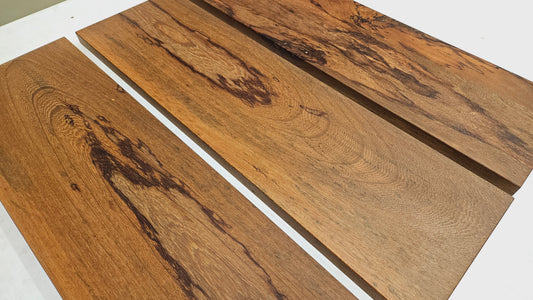 Etimoe Massivholz Wandregal