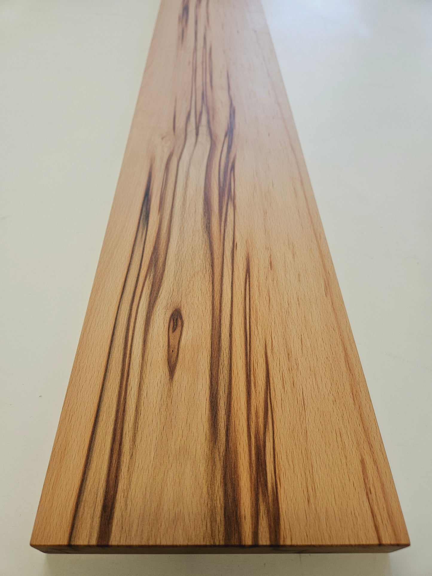 Wildbuche Massivholz Wandregal