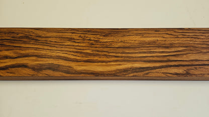 Zebrano Massivholz Wandregal