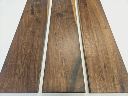 Nussbaum Massivholz Wandregal 4,5 cm Stark