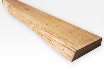 Eiche Massivholz Wandregal mit Baumkante
