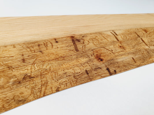 Esche Massivholz Wandregal mit Baumkante und Wurmfraß
